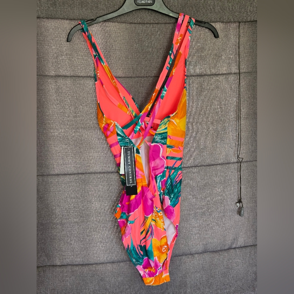 New With Tags La Blanca Isla Del Sol One-Piece Swimsuit, Mutli, Women's 8 - Picture 4 of 10